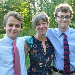 Meet your Posher, Leslie